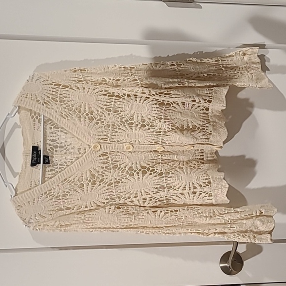 Papillon Knitted‎ Lace Cardigan with buttons Size Large​